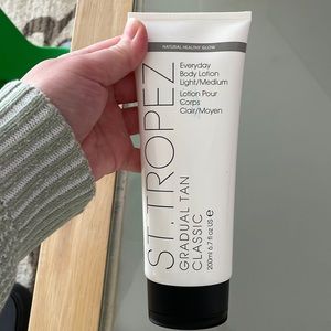 St. Tropes Gradual Tan Classic Light Medium 6.7 oz Self Tanner